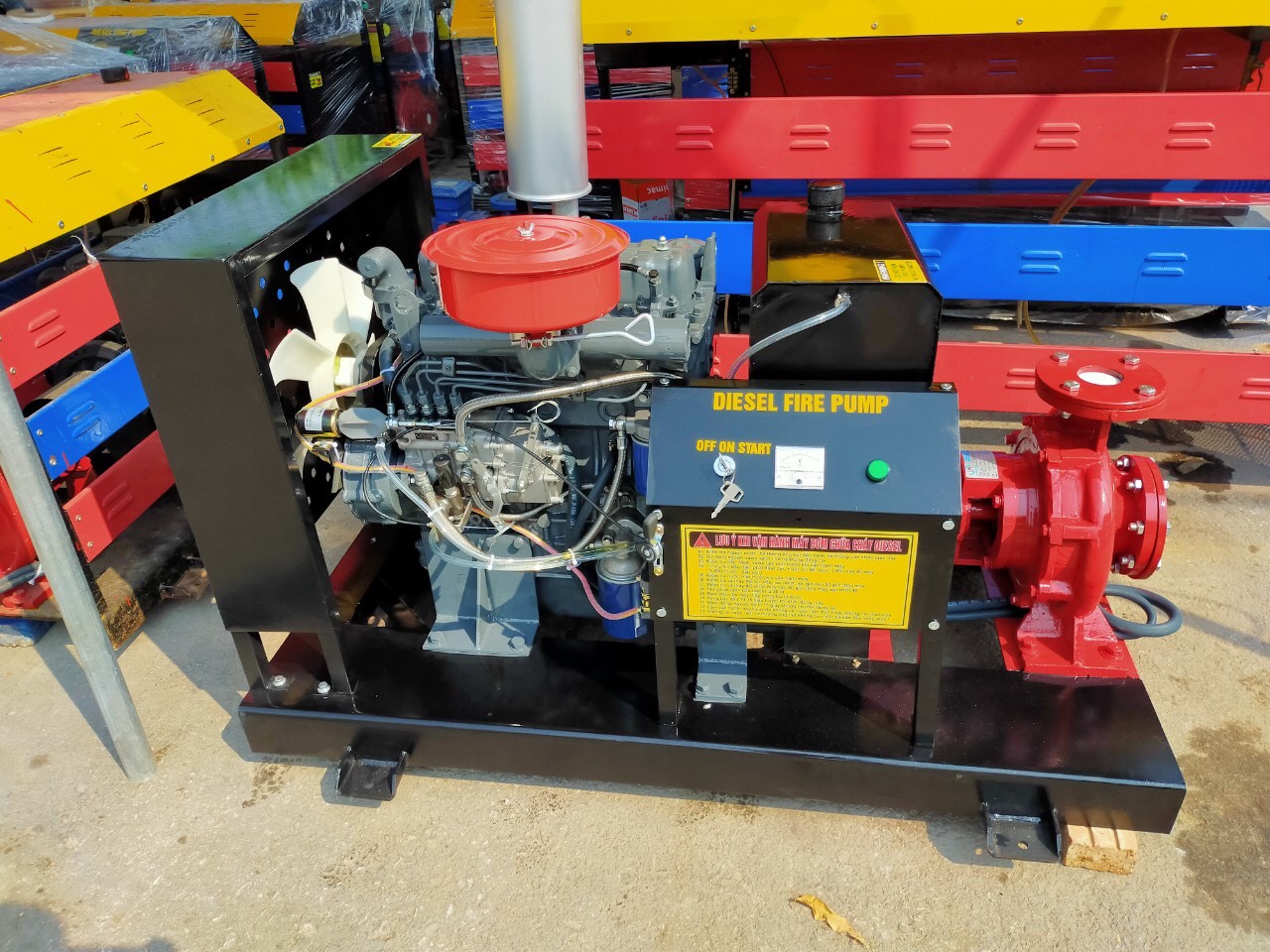 Bơm pccc Himawari động cơ diesel 37KW công suất động cơ lớn hơn công suất đầu bơm.